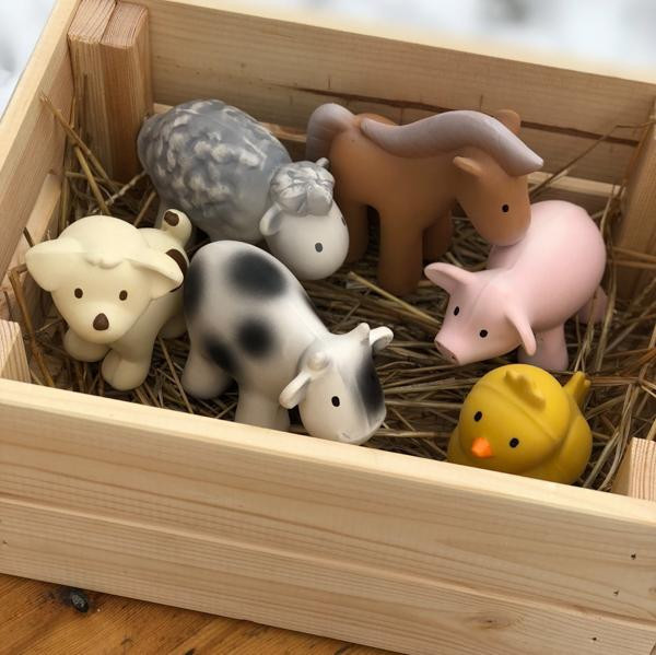 tikiri toys farm animal set