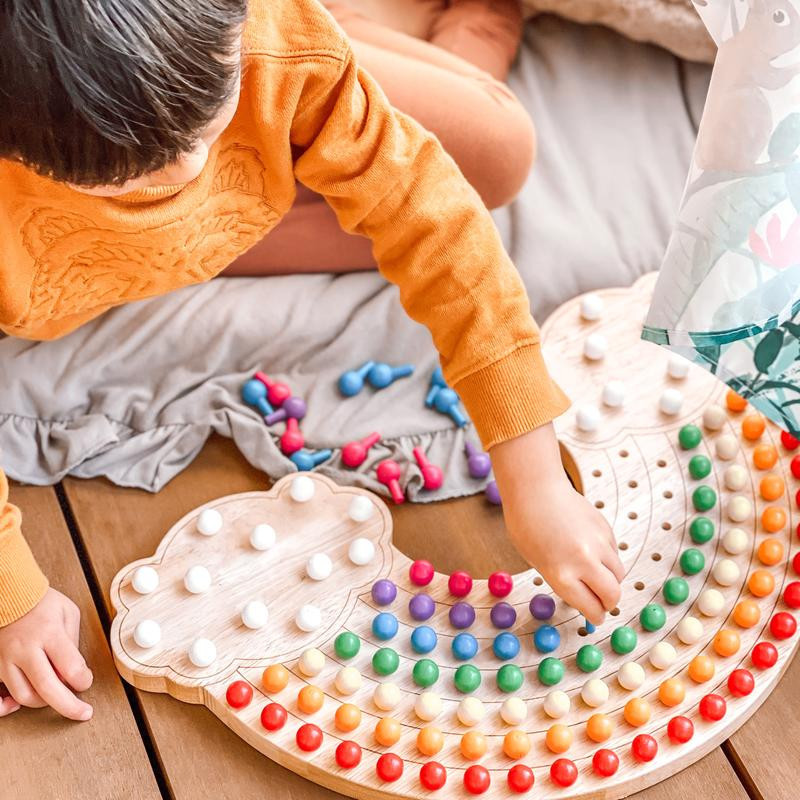 Natural Rainbow Pegboard