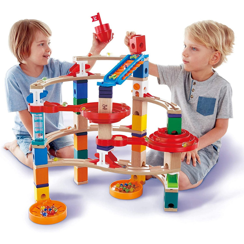 Quadrilla Super Spiral with children playing