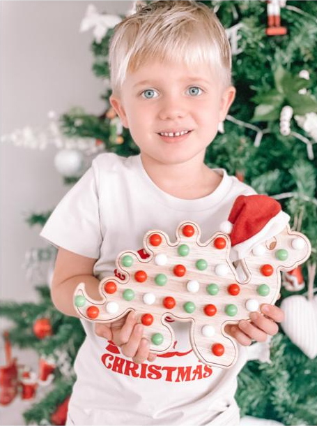 dinosaur pegboard christmas design