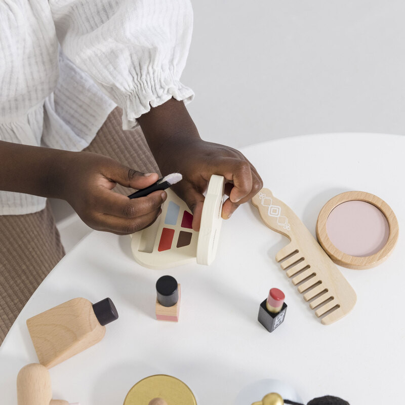Le Toy Van Honeybake pretend play eyeshadow