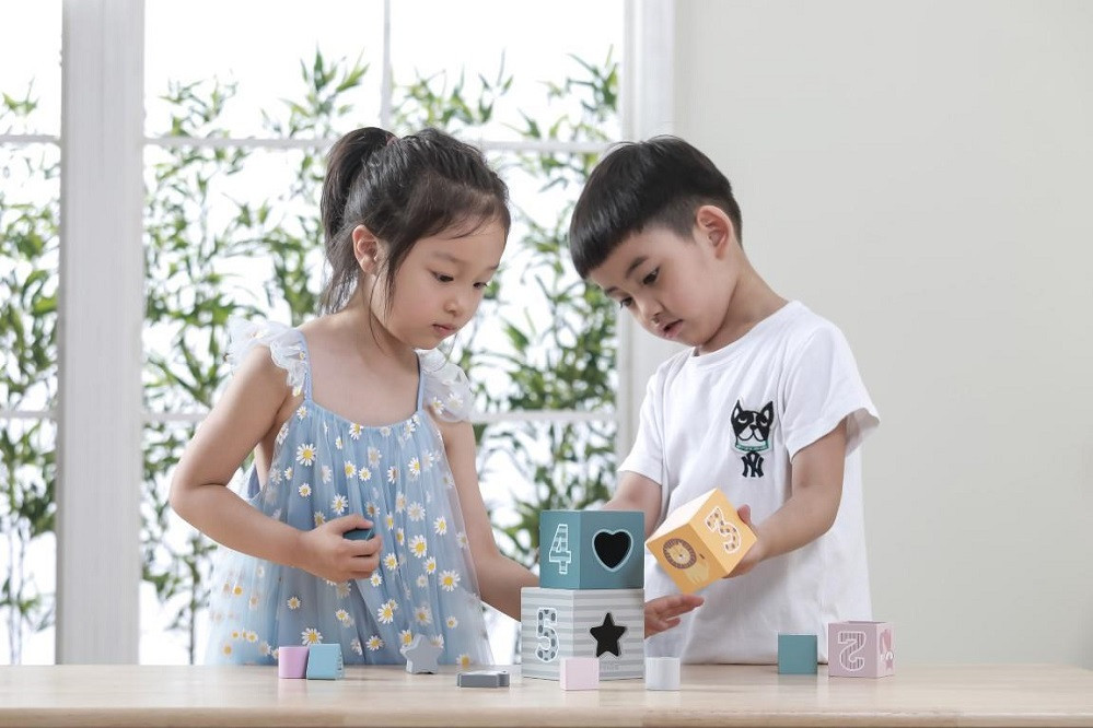 Nesting & Stacking Blocks during play