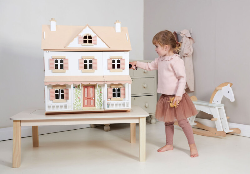 Tenderleaf Humming Bird Dolls House on a stand