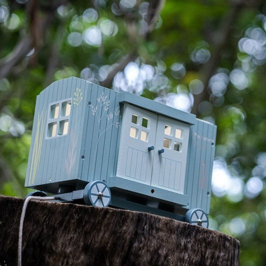 Tenderleaf Secret Meadow Shepherd's Hut - image 19