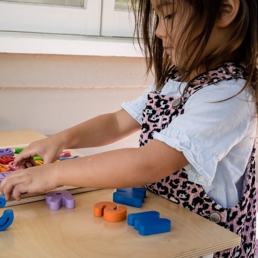 Kiddie Connect Take-Along Uppercase Alphabet Puzzle - image 7