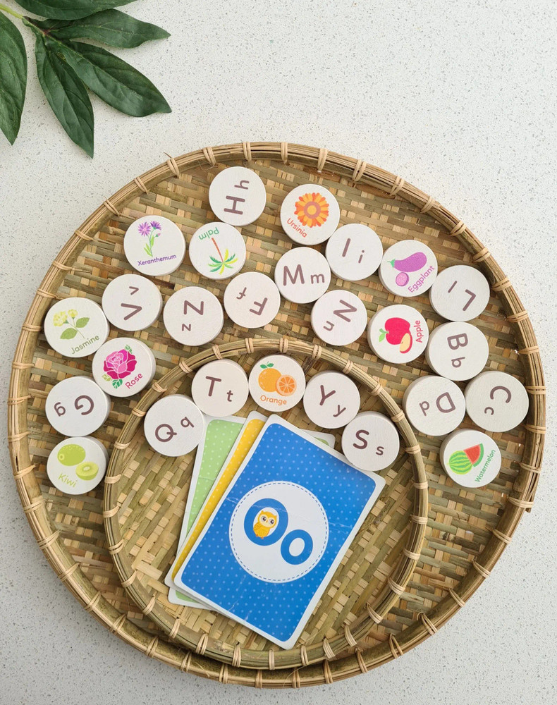 qtoys flora and alphabet wooden disc set