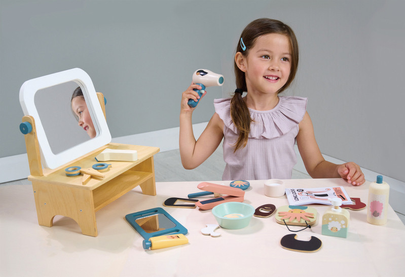 Child playing with Tenderleaf Hair Salon Set
