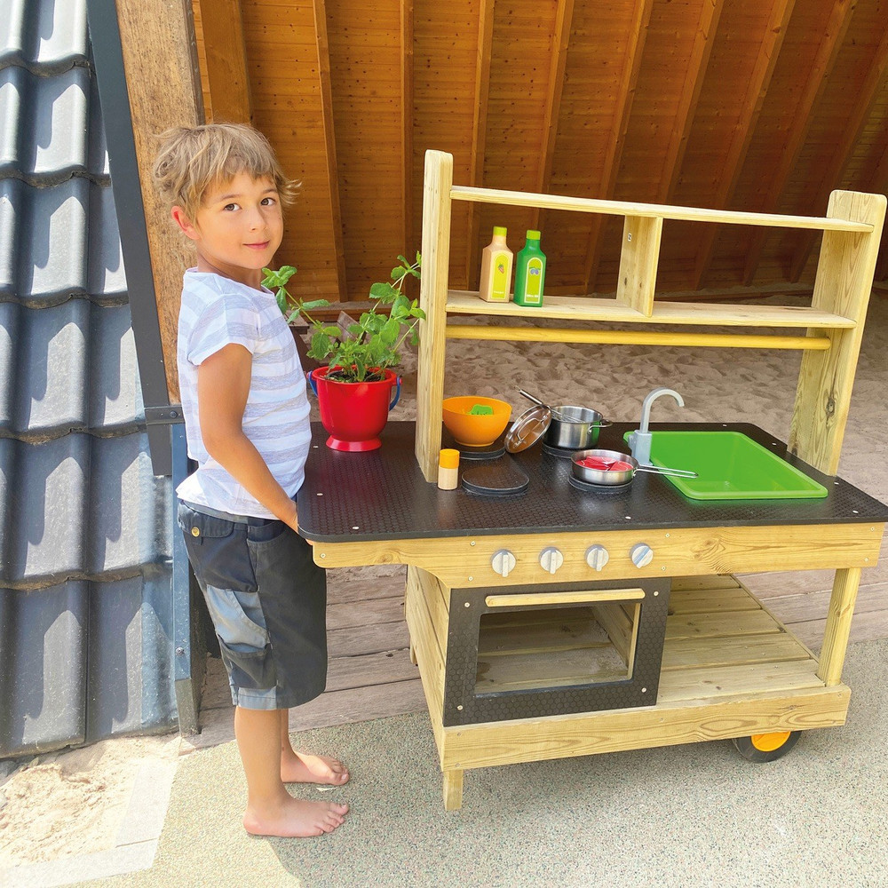 Outdoor Mobile Mud Kitchen - image 9