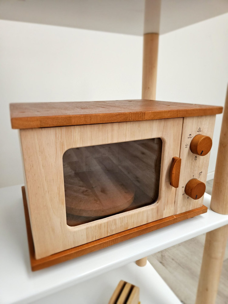 Qtoys Wooden Microwave Oven - image 4