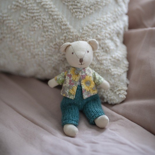 Great Pretenders Bobbie the Bear - image 6