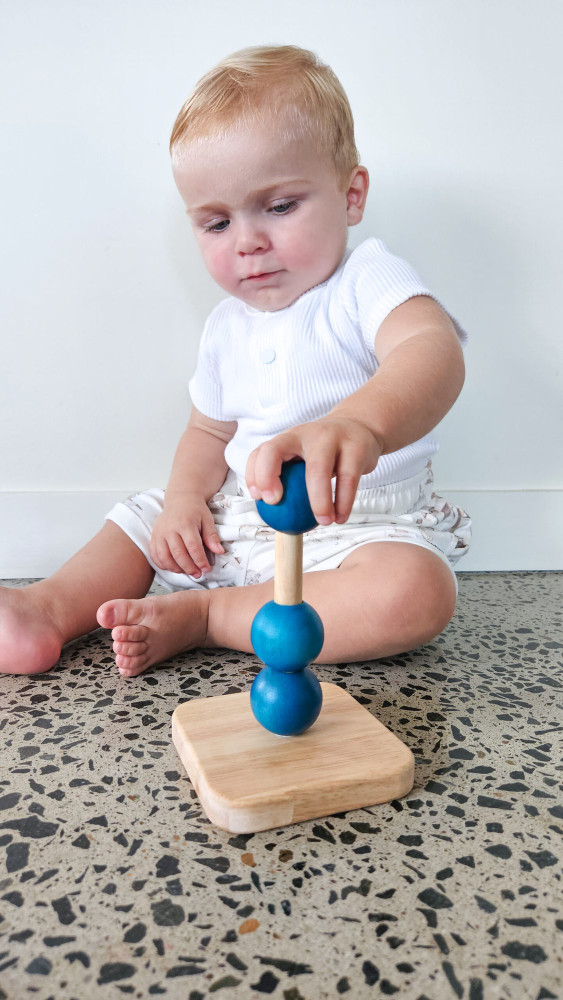 Qtoys Montessori Spheres on Dowel - image 5