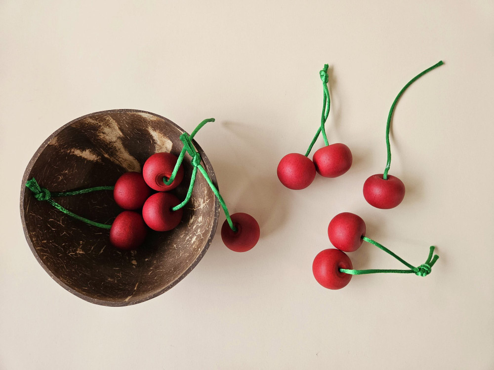 Qtoys Pretend Play Wooden Cherries with Coconut Bowl - image 2