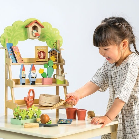 Tenderleaf Pretend Play Garden Centre - image 6