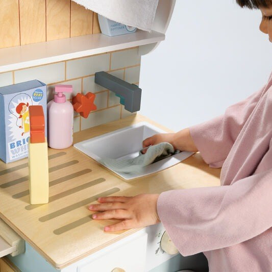 Tenderleaf Pretend Play Large Laundrette with Washing Machine - image 5