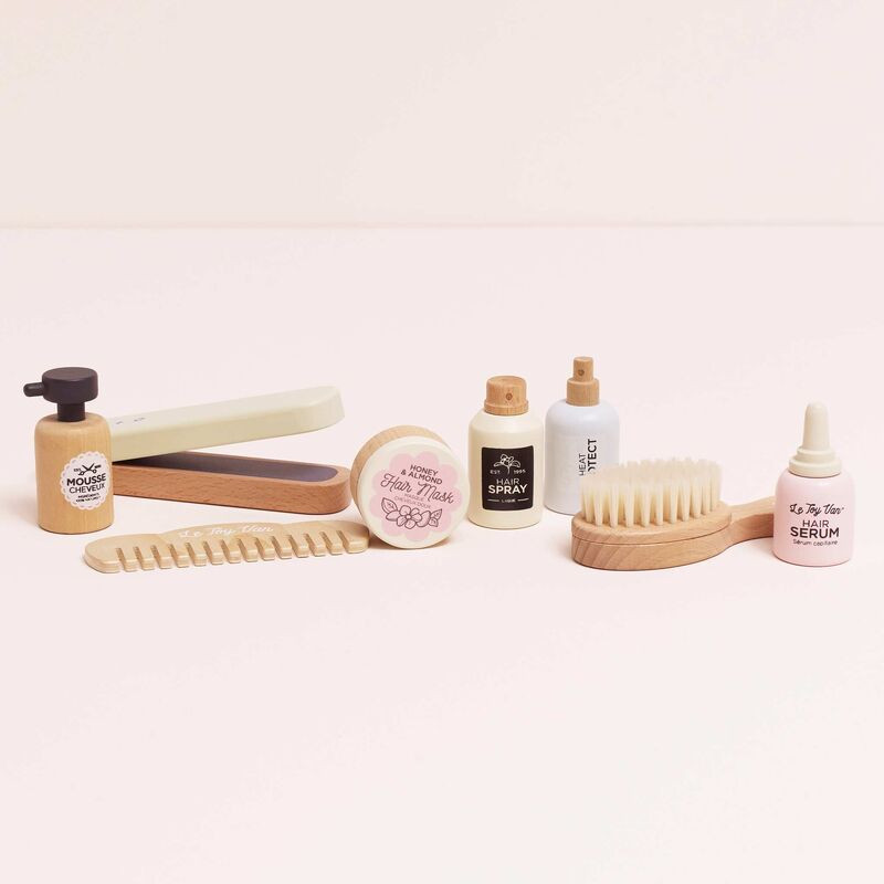 Le Toy Van Hair Straightener & Accessories 1