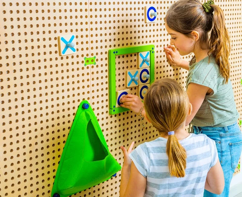 Plug It Wall Panel Games - Tic Tac Toe