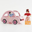 Features an opening boot & luggage bag