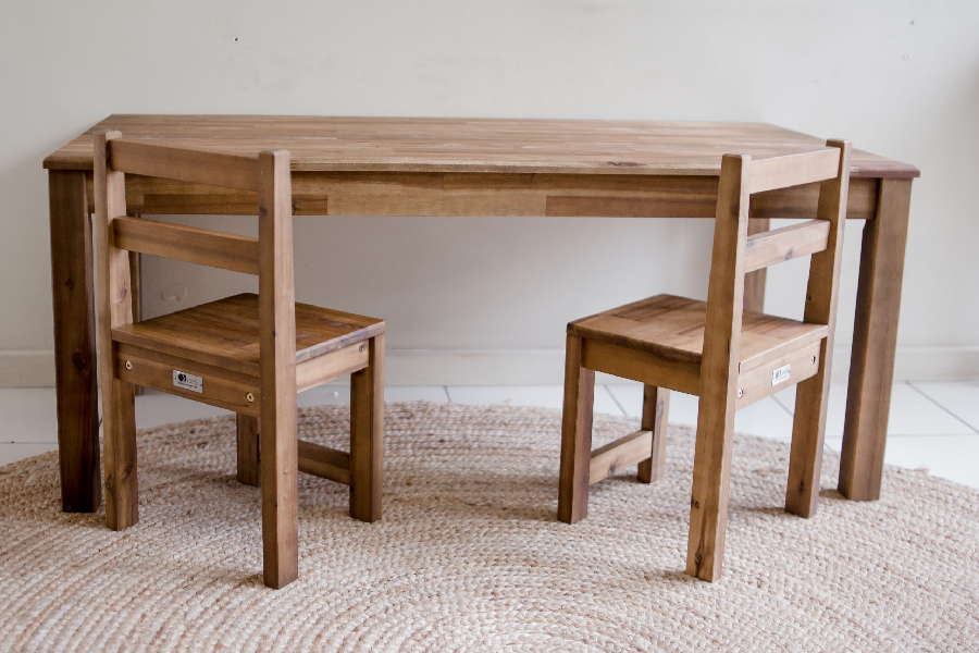 childrens rectangular table and chairs