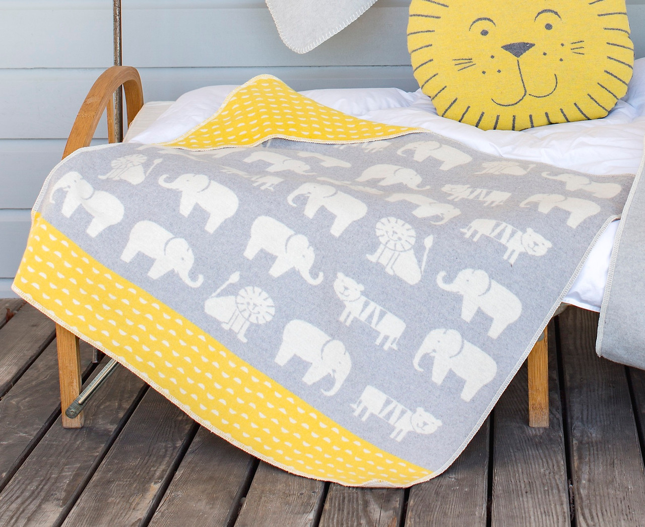 David Fussenegger Grey Zoo Juwel Hooded Blanket on Sale!