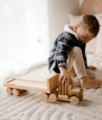 qtoys flat back truck