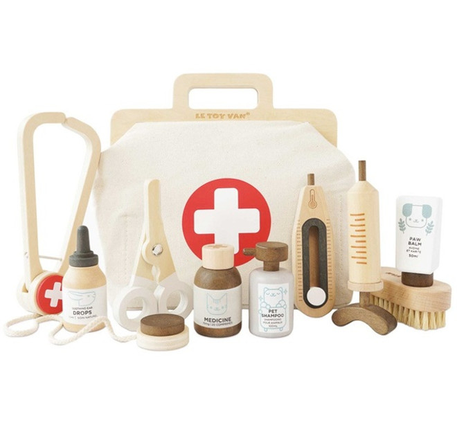 Le Toy Van Animal Vet Set-product-main_image -product-main_image
