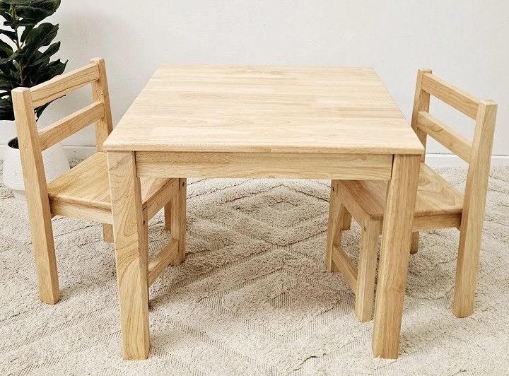 Qtoys Rubberwood Square Table and Chairs with Big Savings!