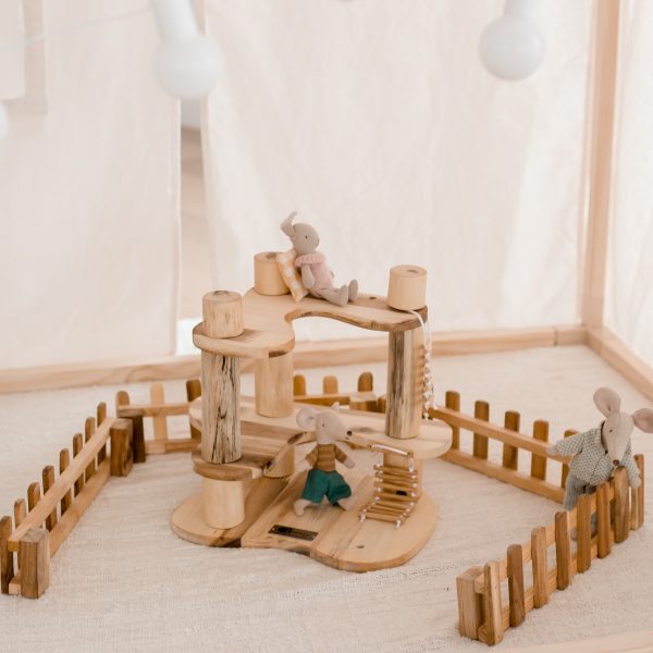 Tree House Construction Set Tree House Construction Set