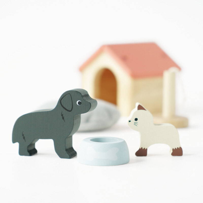 le toy van wooden pretend play pet accessory set for dollhouses