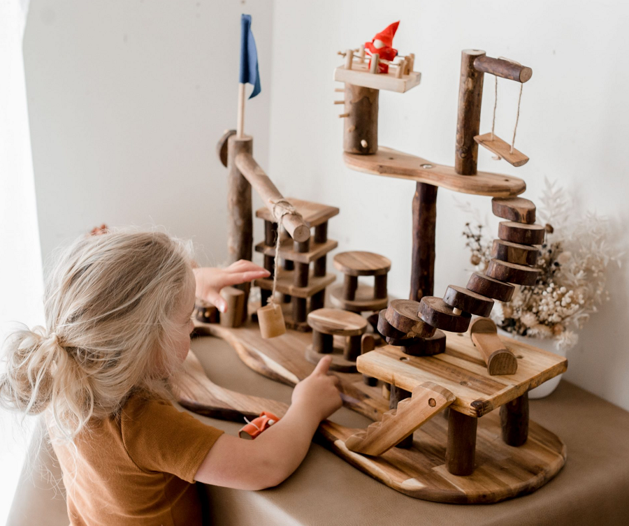 qtoys treehouse toy city
