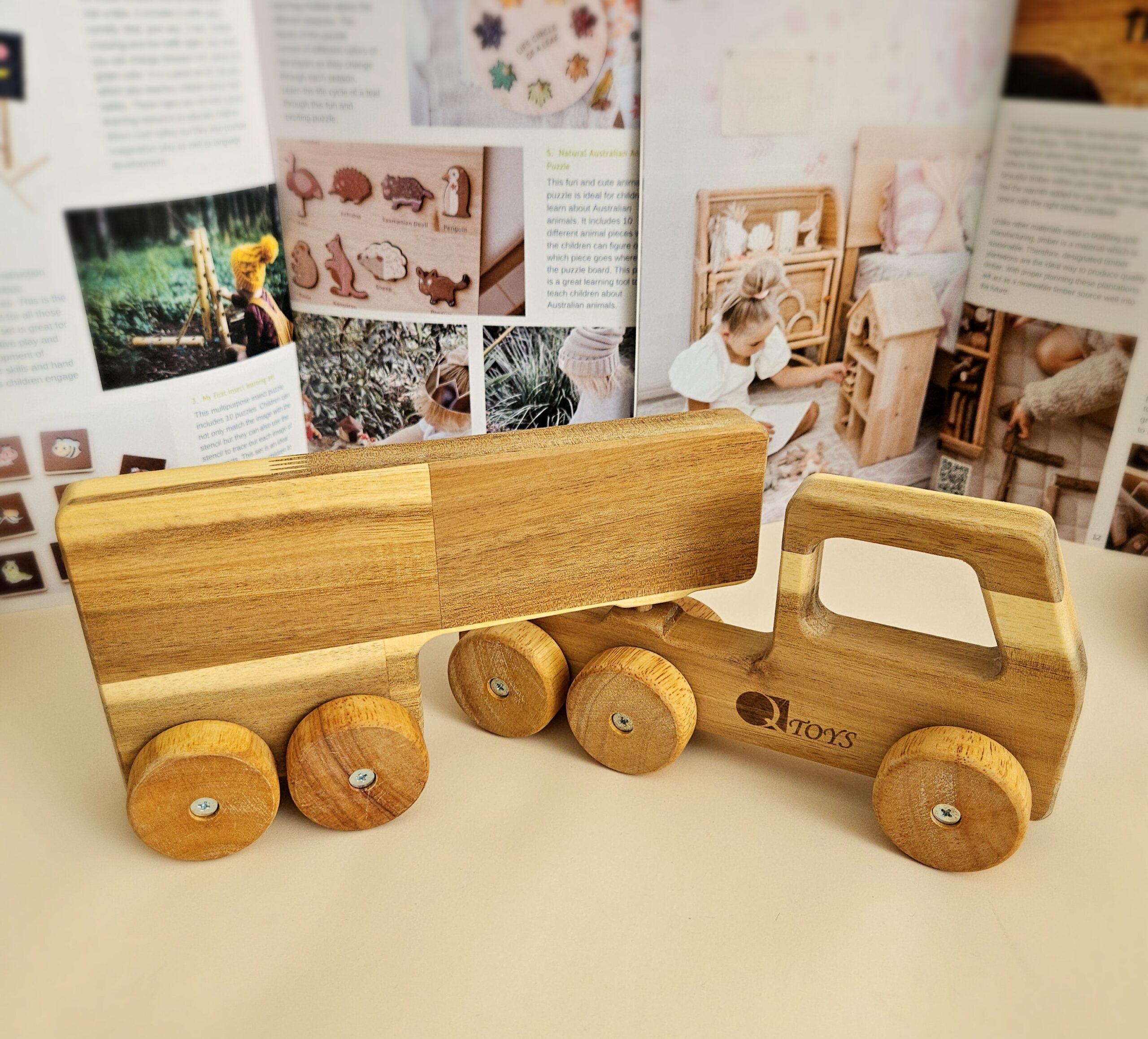 Qtoys Solid Wooden Truck