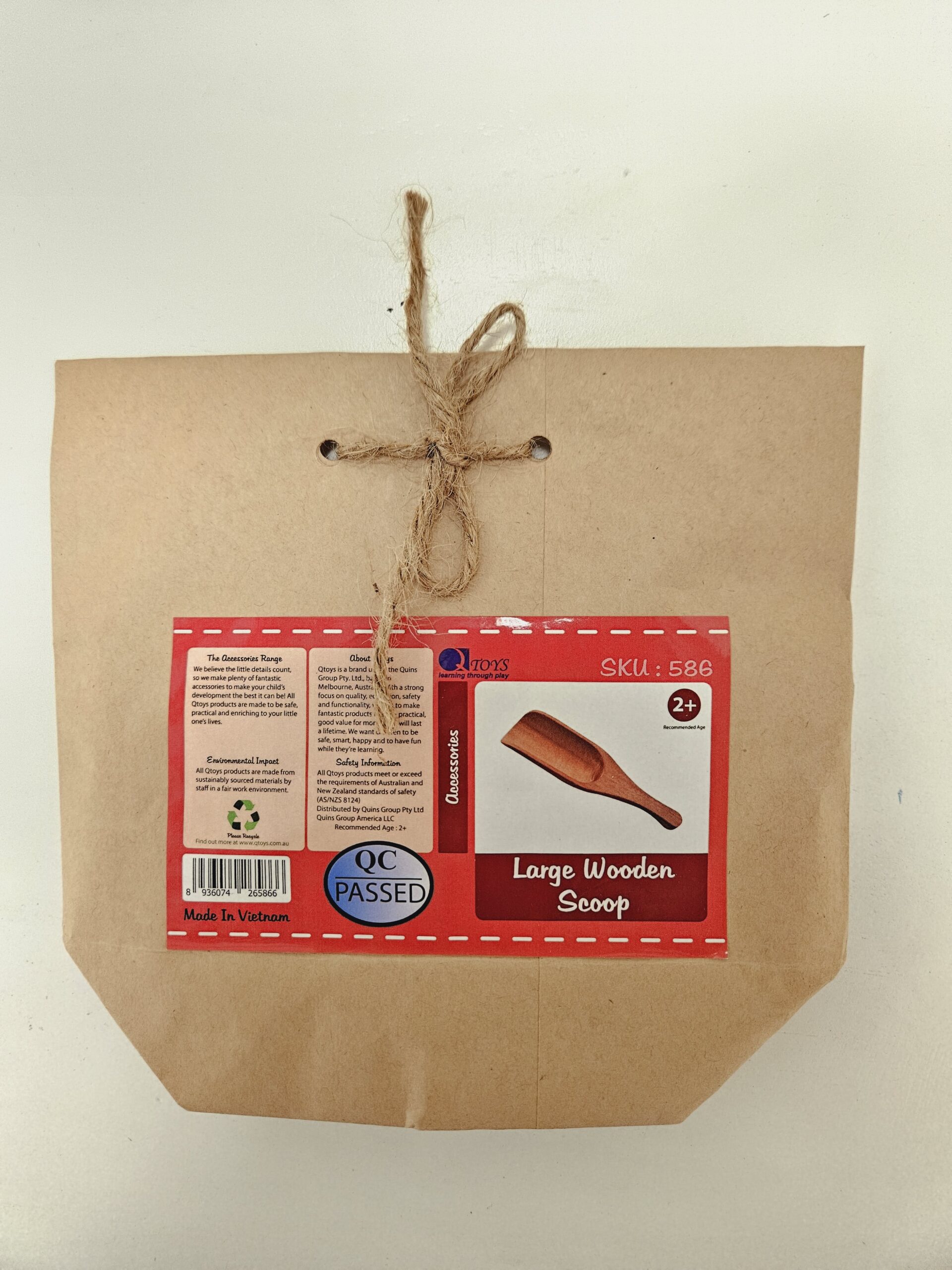 Qtoys large wooden scoop packaging
