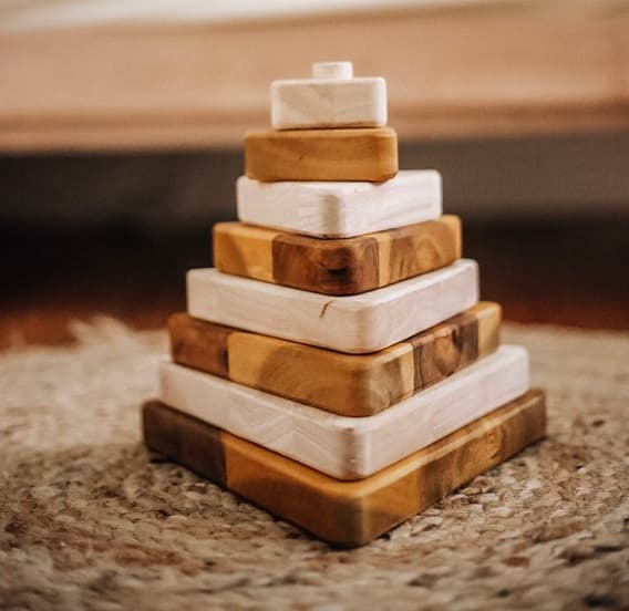 Qtoys Stacking Triangle