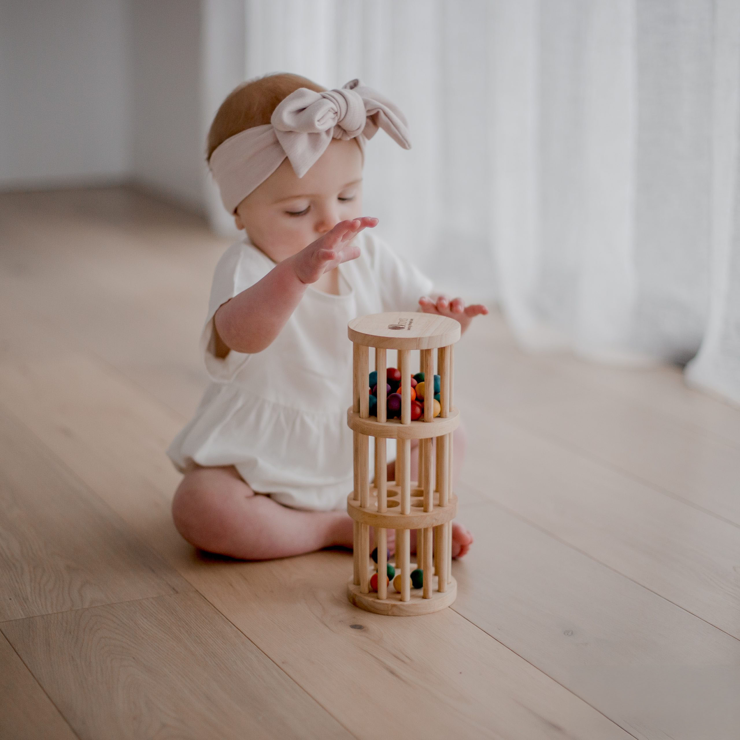 Qtoys wooden rainmaker