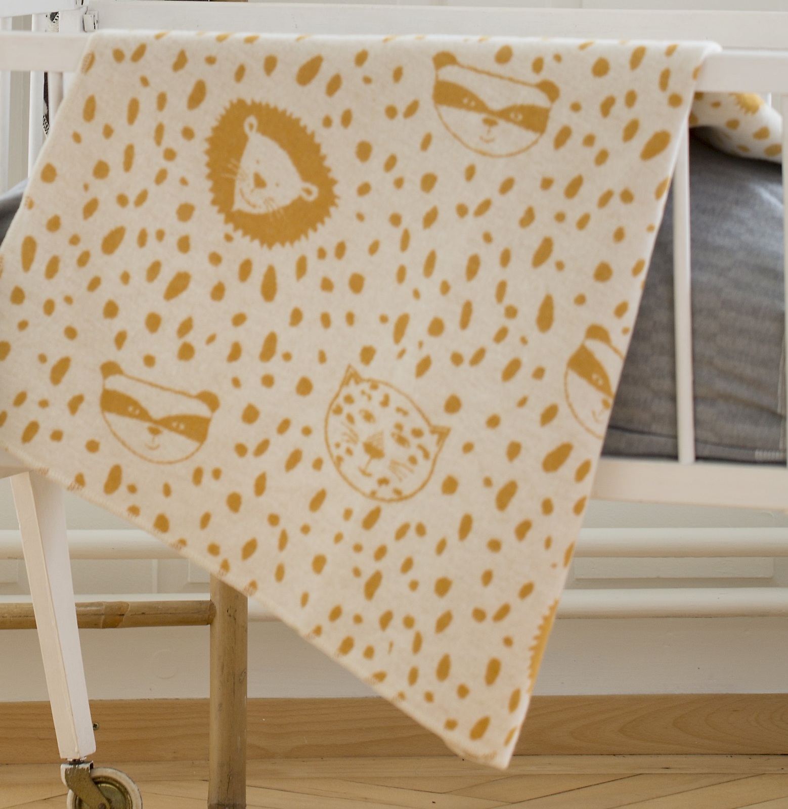 David Fussenegger Gold Leopard, Raccoon & Lion Juwel Bassinet Blanket David Fussenegger Gold Leopard, Raccoon & Lion Juwel Bassinet Blanket
