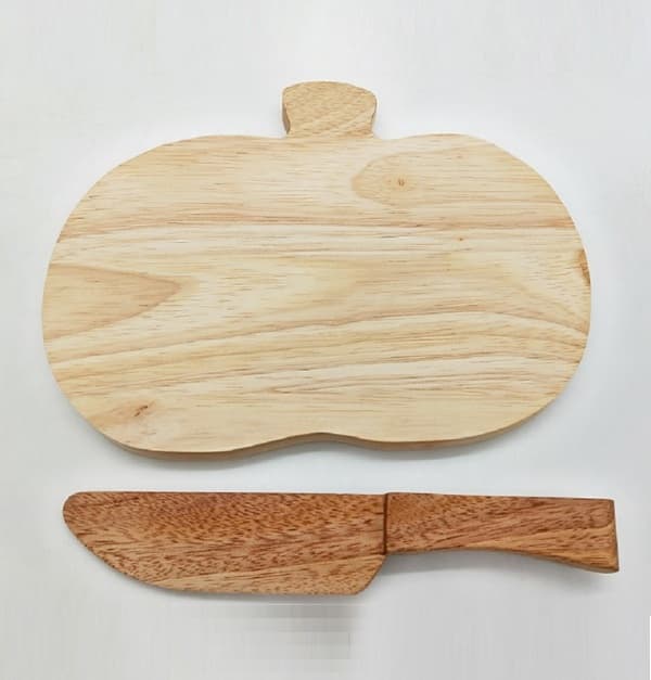 wooden apple shaped chopping board