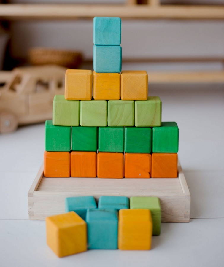 qtoys coloured block set