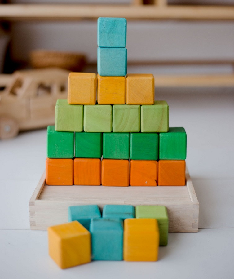 qtoys coloured block set