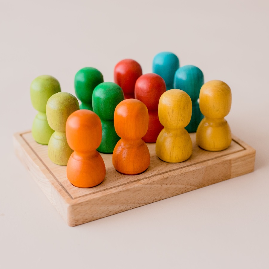 qtoys colourful wooden peg people qtoys colourful wooden peg people