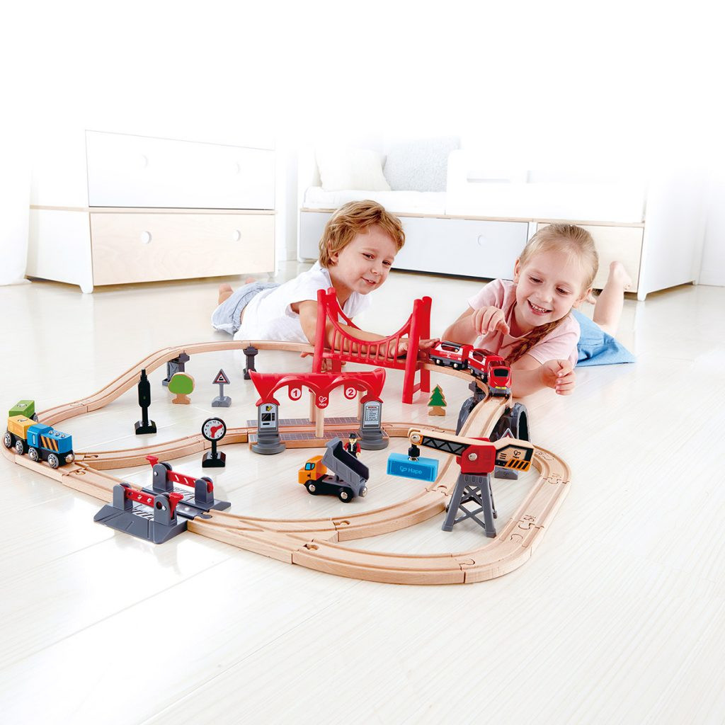 Busy City Rail Set