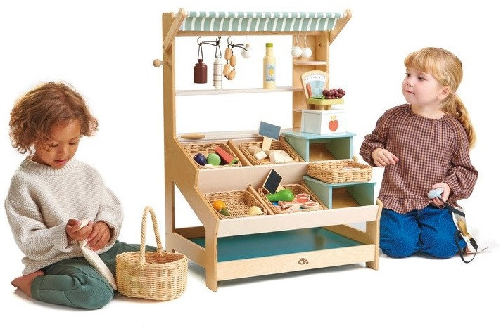 tenderleaf food baskets in market stand