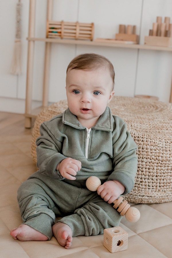 Qtoys Grasping Rattle is inspired by Montessori