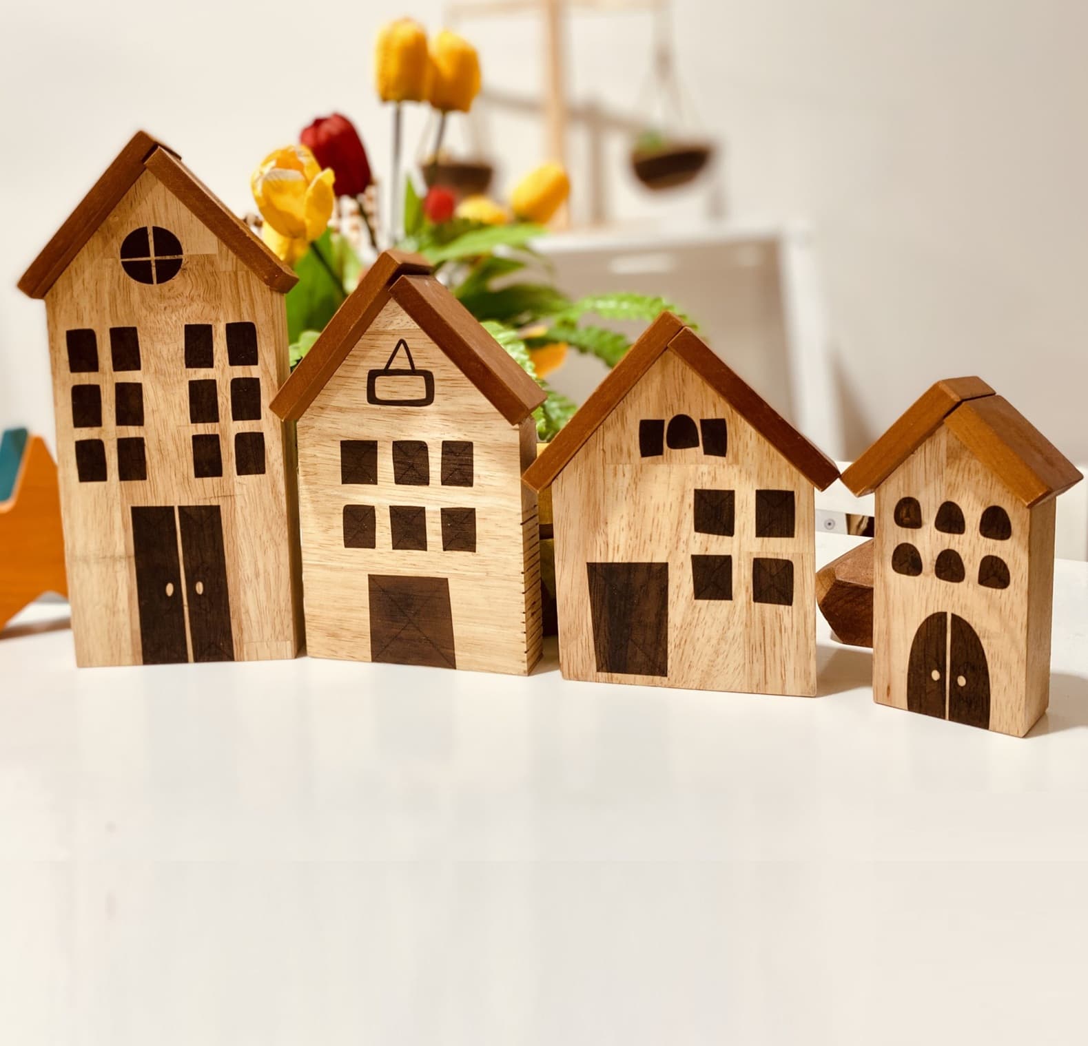 wooden house set of 4