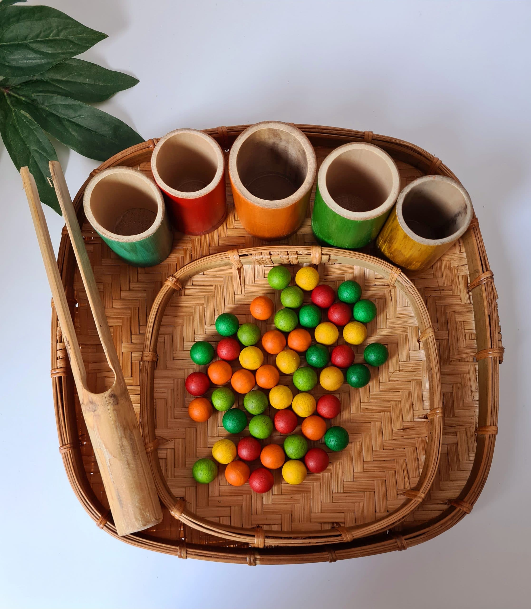 Qtoys Bamboo Square Tray Set sensory set up