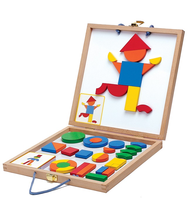 Djeco Geoform Boxed Set depicting a person. Djeco Geoform Boxed Set depicting a person.