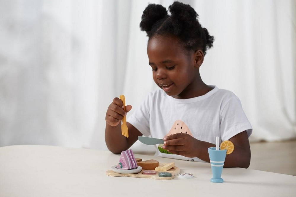 Lunch Set in Play