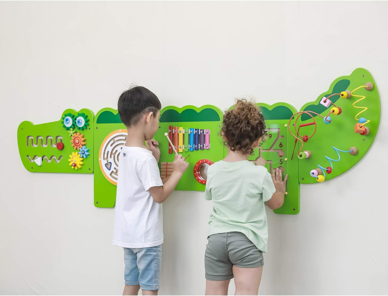 wall panel crocodile