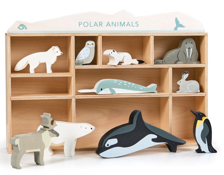 These beautiful figures are made from high-quality rubberwood and are housed in their very own wooden shelf. These beautiful figures are made from high-quality rubberwood and are housed in their very own wooden shelf.