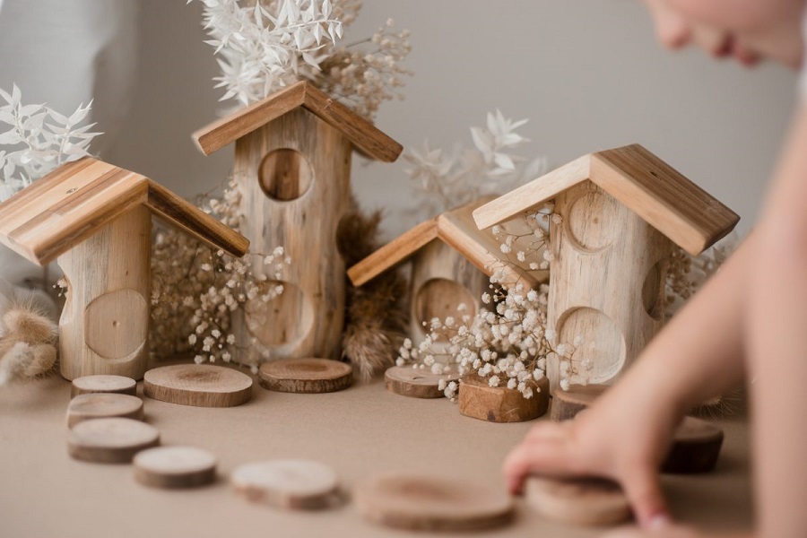 Qtoys Light Tree Log Houses for Gnomes and Faires