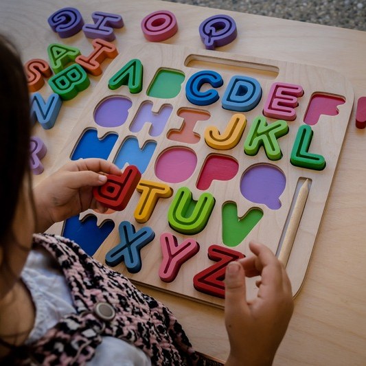 Kiddie Connect Take-Along Uppercase Alphabet Puzzle - image 9