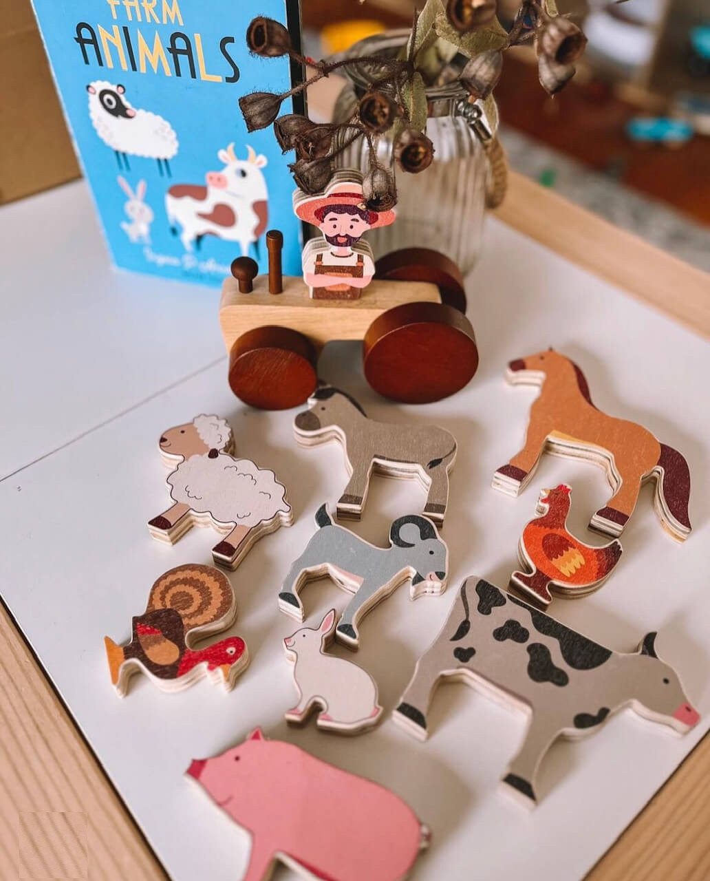 qtoys tractor and farm animal set